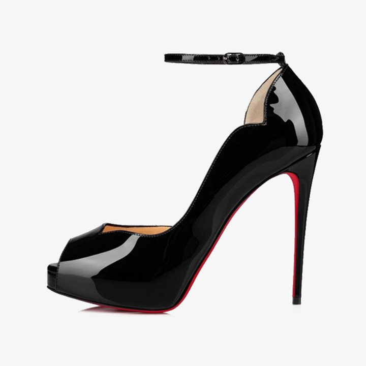 Black Patent Pumps ￡?Heart-Shaped Notches - ARNO CONTI